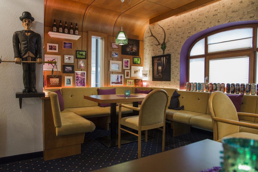 Hotel Pension Kirchplatz Sankt Anton am Arlberg Ngoại thất bức ảnh
