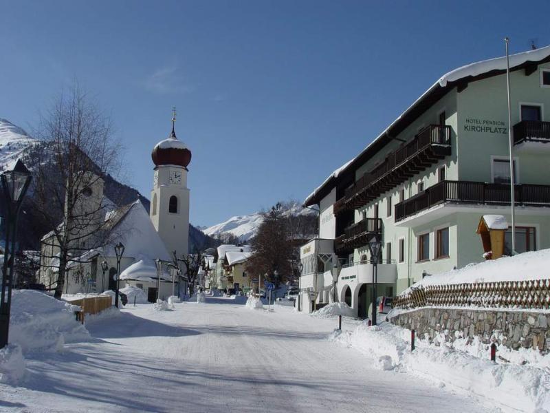 Hotel Pension Kirchplatz Sankt Anton am Arlberg Ngoại thất bức ảnh
